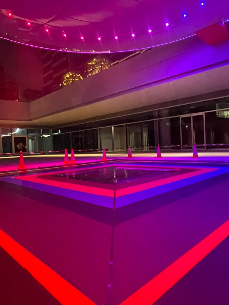 Rendu 3D The Square présenté par Ferr Studio